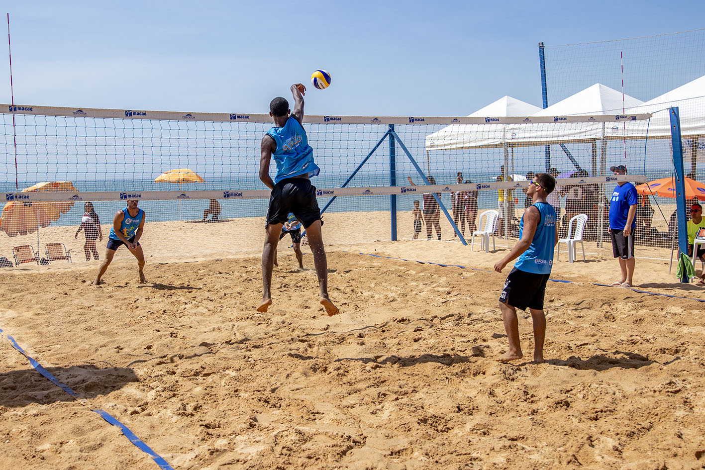 Fim de semana do Esporte Verão 2026 reúne modalidades de areia e atividades funcionais