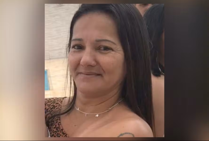 Familiares se despedem de mulher assassinada a tiros em São Gonçalo: “Ainda custa acreditar”