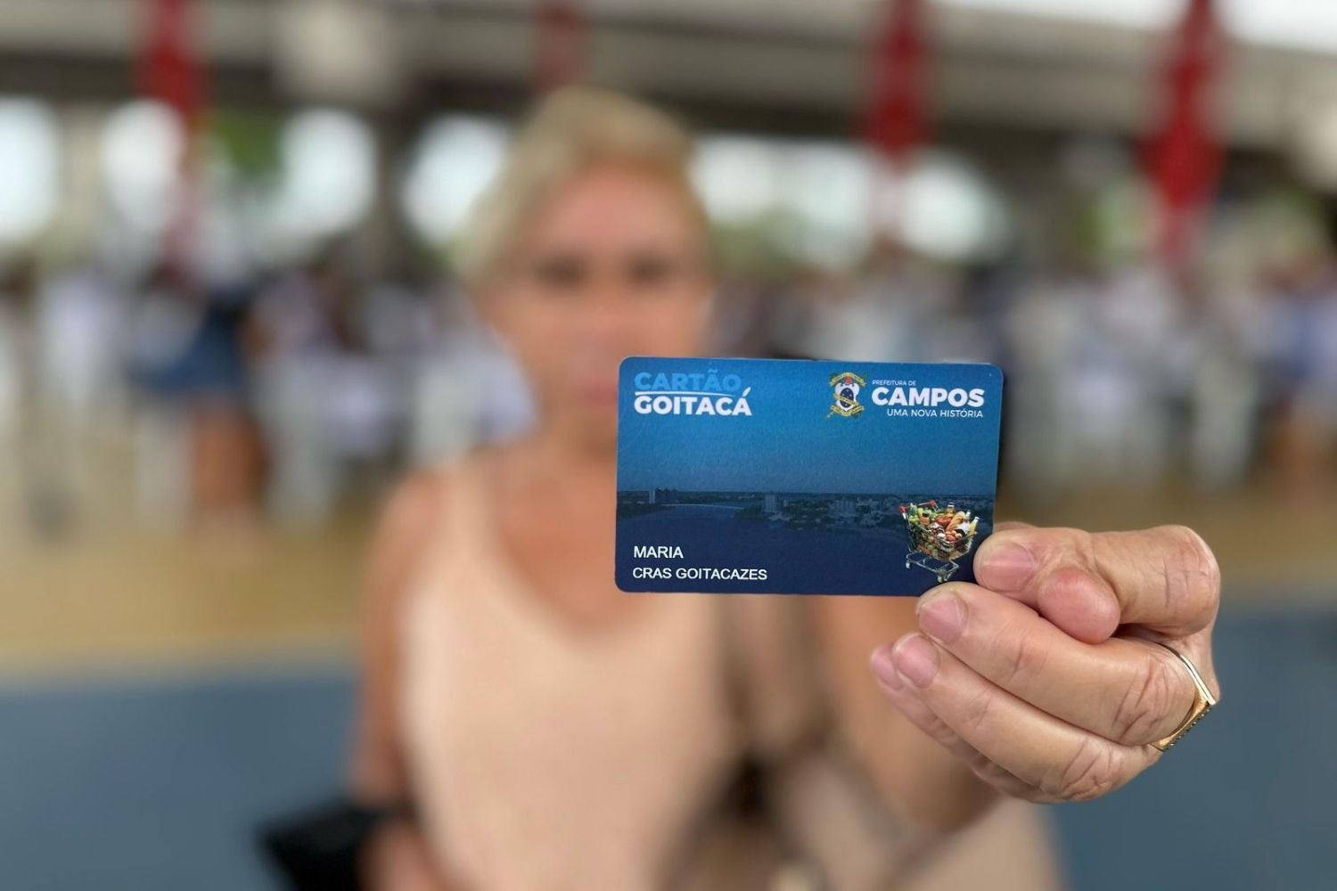 Entrega de novos cartões do Goitacá vai até o dia 30 em Campos