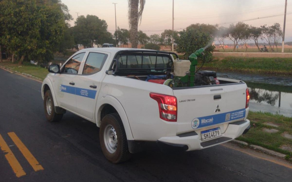 Ação intensificada contra mosquitos leva mutirões e fumacê a bairros de Macaé