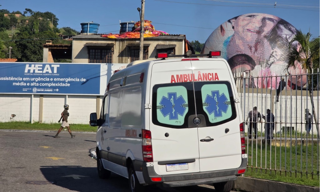 Balão cai em hospital de São Gonçalo e provoca confusão na emergência