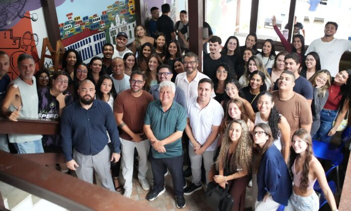 Vagas de transporte universitário são ampliadas em Angra dos Reis