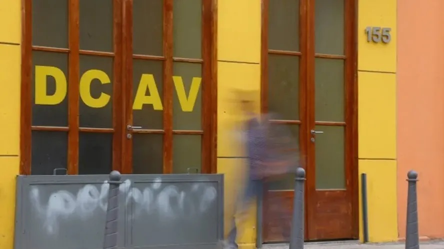 Casal é detido por tortura de bebê em Nova Iguaçu após criança ser internada em estado grave