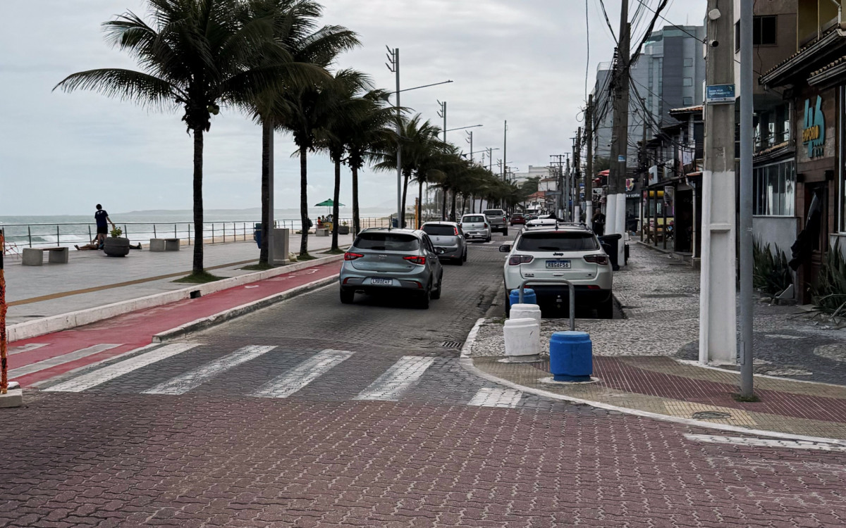 Beach Burger movimenta a Praia dos Cavaleiros com gastronomia, música e turismo no feriadão em Macaé