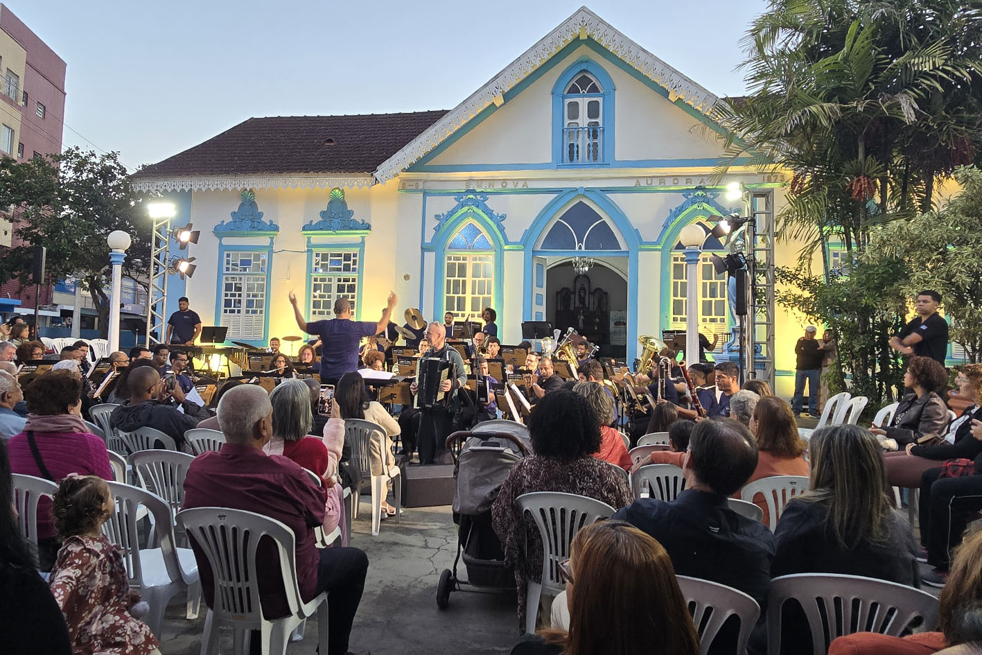 Emoção e homenagens marcam concerto comemorativo pelos 153 anos da Sociedade Musical Nova Aurora