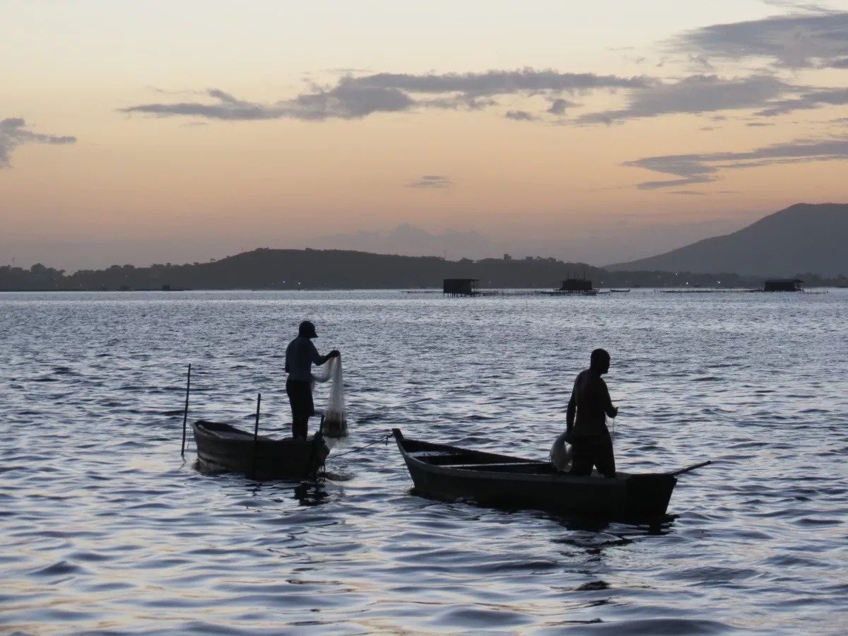 Documentário destaca histórias de pescadores da Lagoa de Araruama e estreia em Cabo Frio