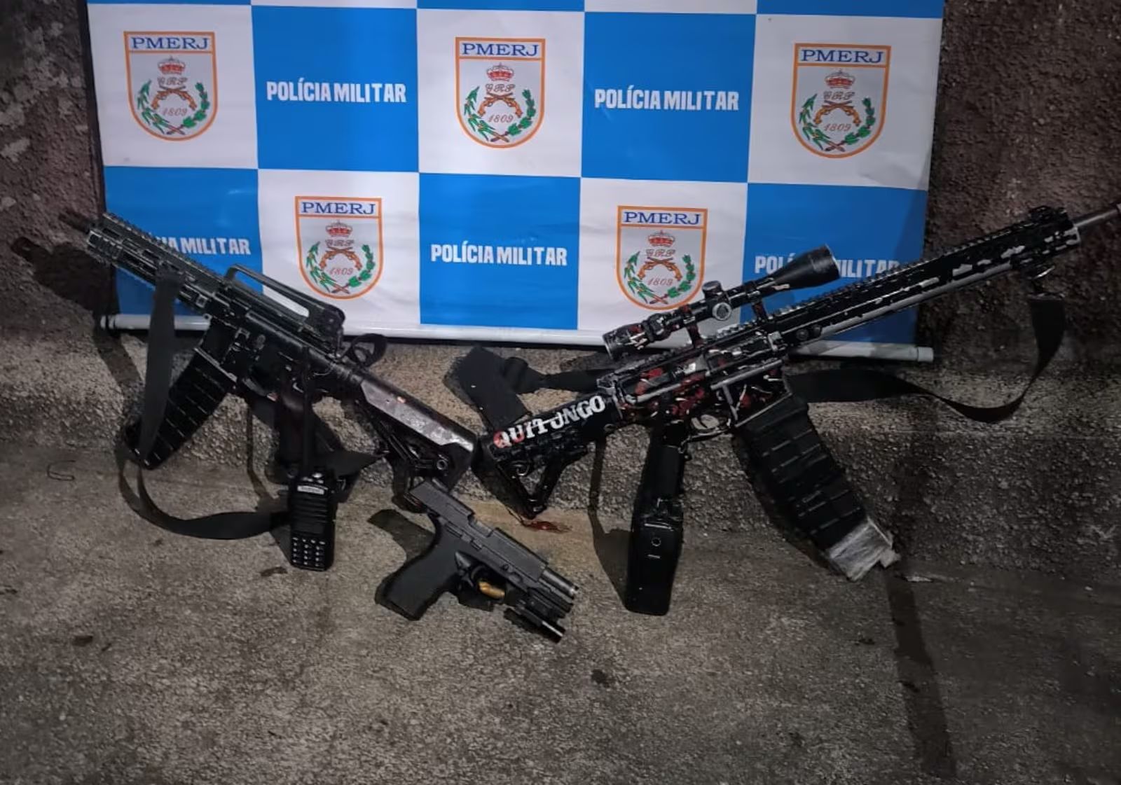 Três suspeitos morrem e um é preso após troca de tiros com a Polícia Militar na Penha Circular, no Rio de Janeiro
