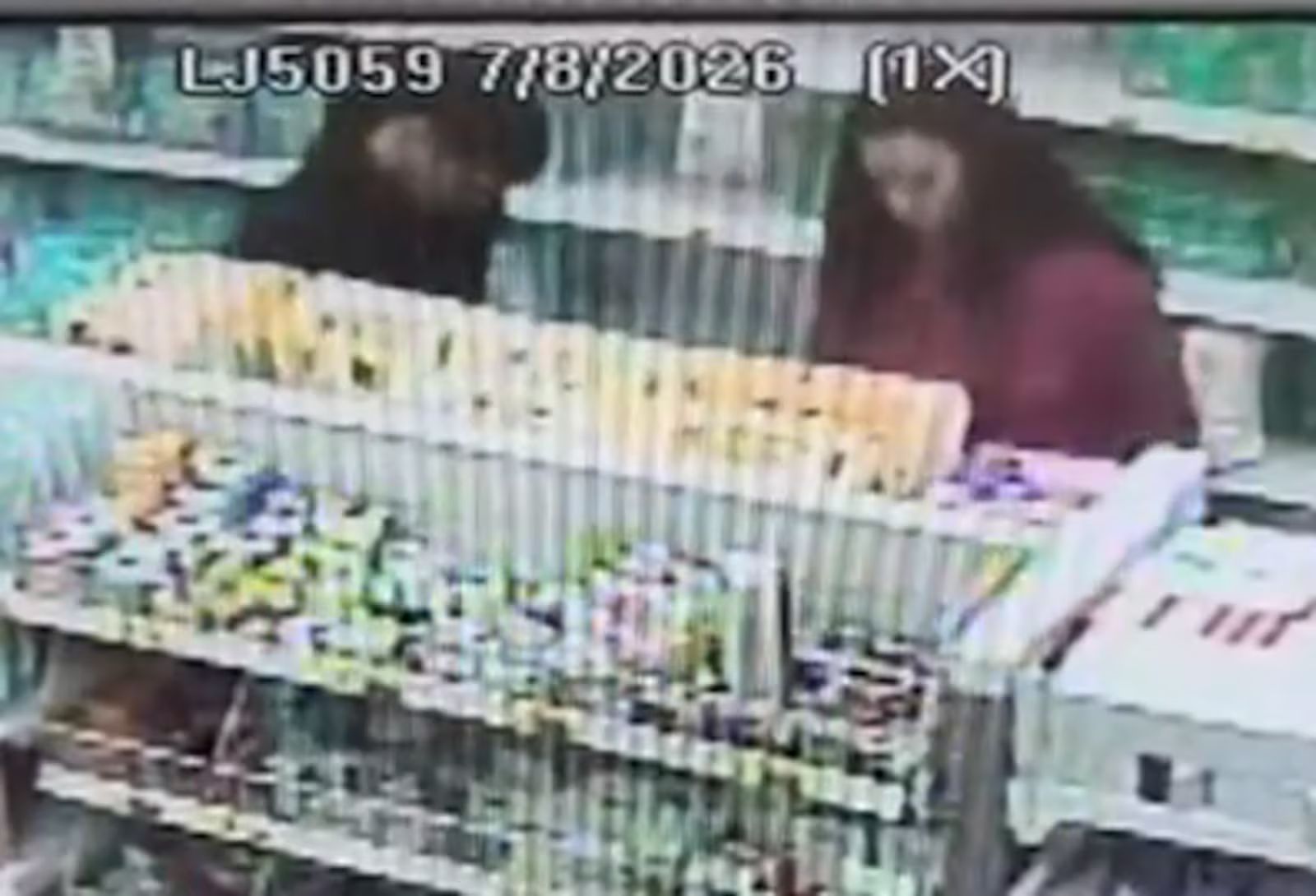 Casal com 17 registros por furtos em farmácias é preso em Rio das Ostras