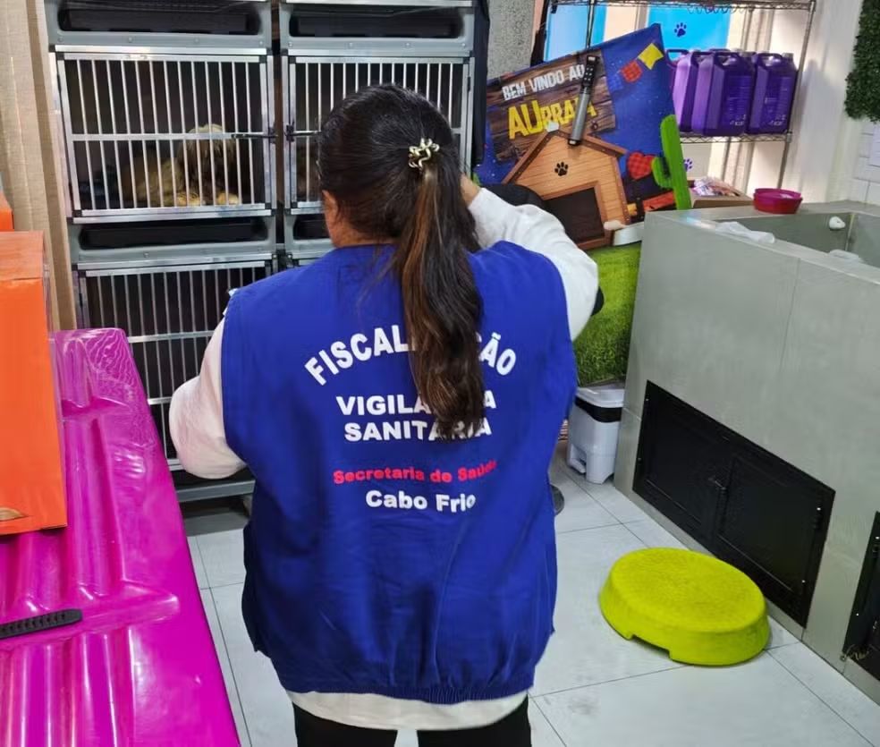 Vigilância Sanitária identifica irregularidades e notifica três clínicas veterinárias em Cabo Frio